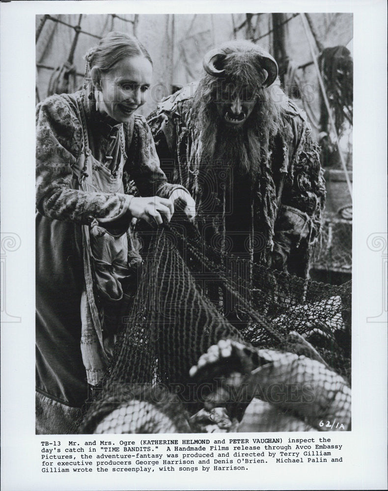 1981 Press Photo Actors Katherine Helmond And Peter Vaughan In "Time Bandits" - Historic Images