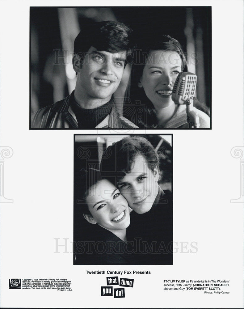 1996 Press Photo Liv Tyler stars in That Thing You Do, with Johnathon Schaech, & - Historic Images