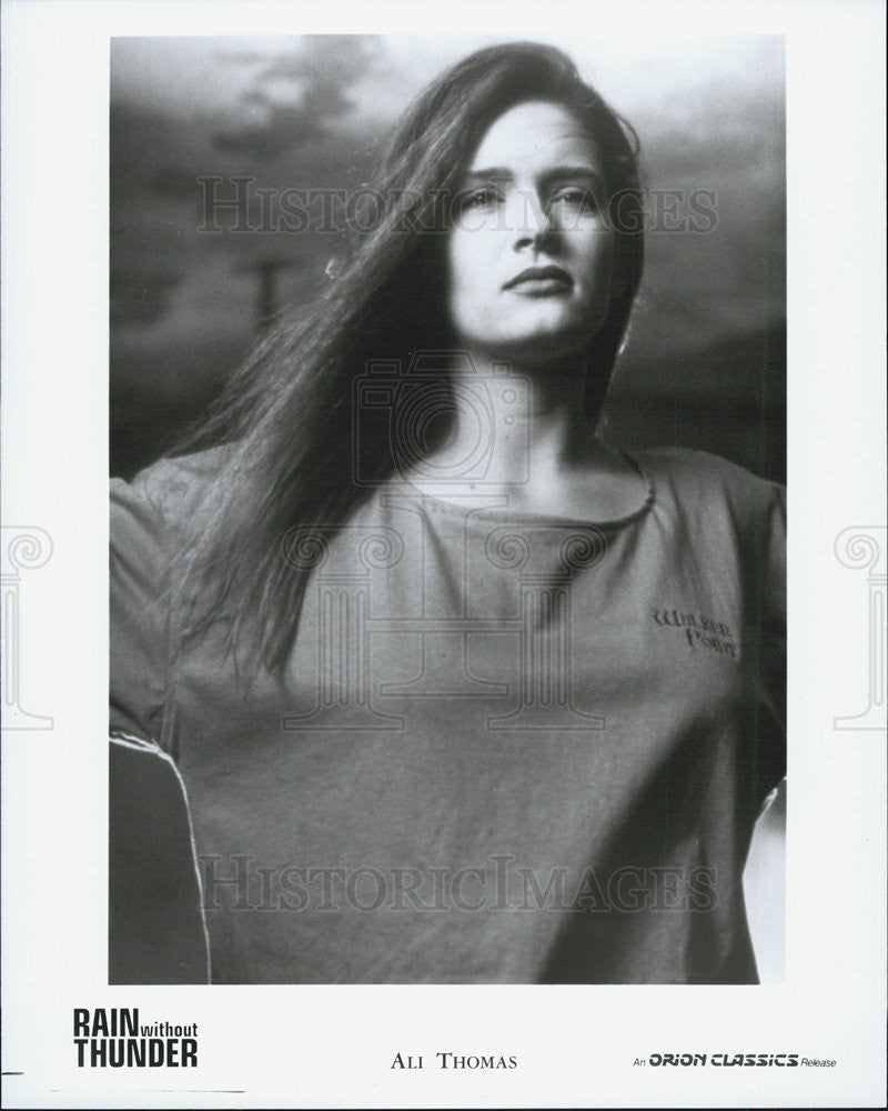 1992 Press Photo Actress Ali Thomas Starring In &quot;Rain Without Thunder&quot; Orion - Historic Images