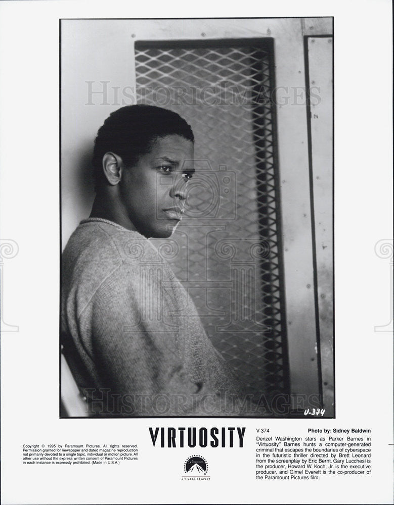 1995 Press Photo Denzel washington in &quot;Virtuosity&quot; - Historic Images