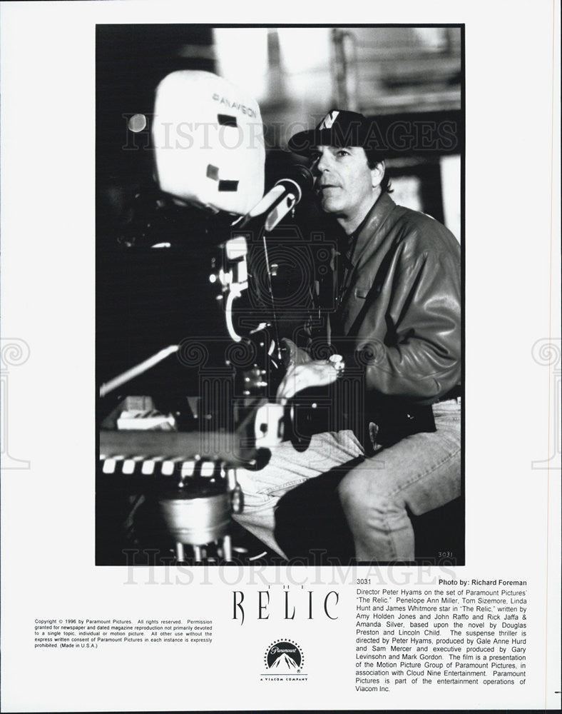 1996 Press Photo Peter Hyams Director THE RELIC - Historic Images