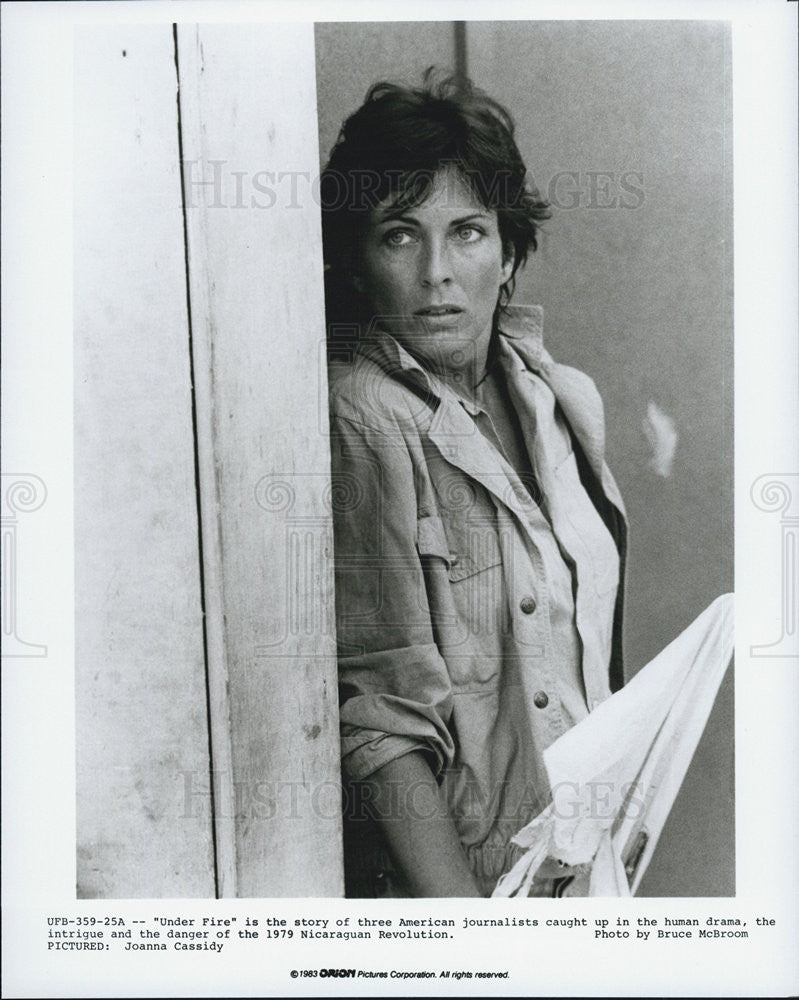 1983 Press Photo Joanna Cassidy in "Under Fire" - Historic Images