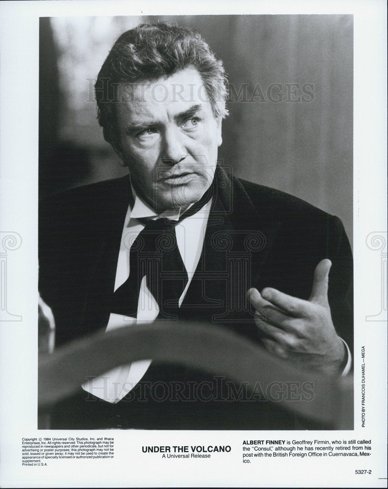 1984 Press Photo Albert Finney in &quot;Under the Volcano&quot; - Historic Images