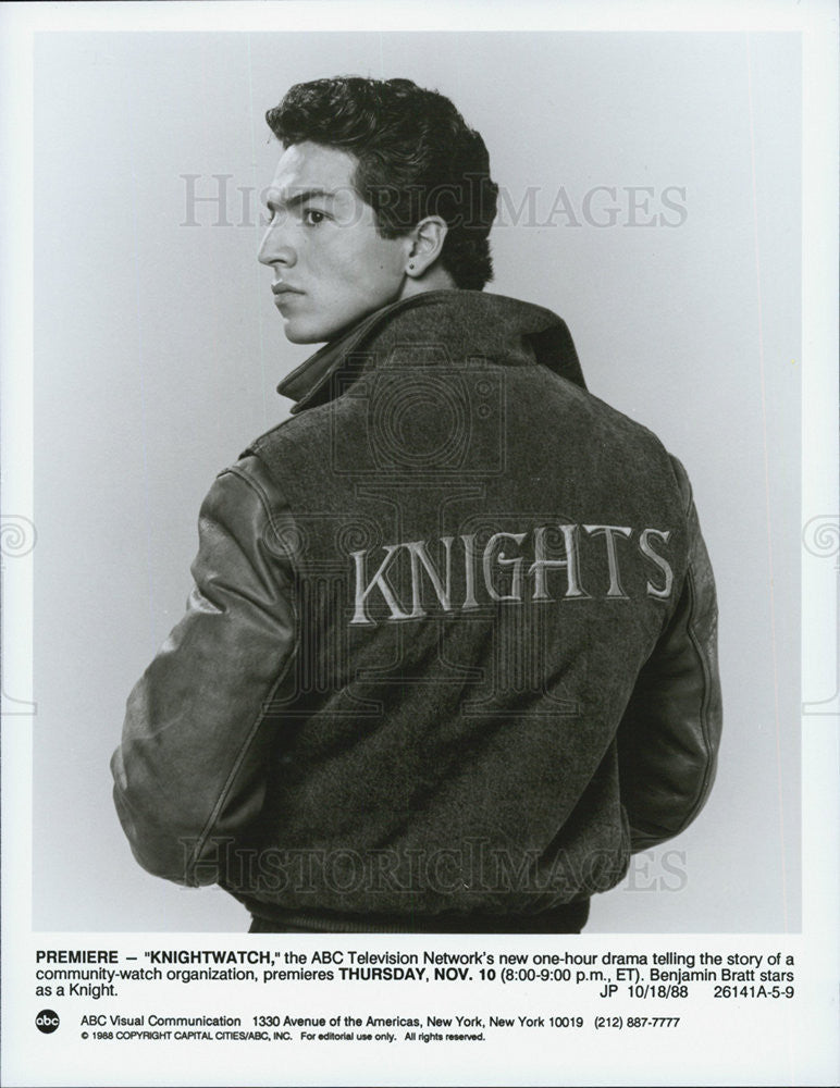 1988 Press Photo of American Actor Benjamin Bratt stars in &quot;Knightwatch&quot;. - Historic Images