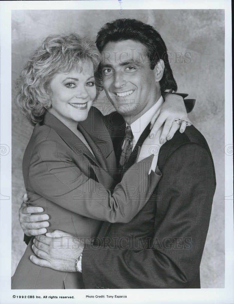 Z1992 Press Photo of Actress Kathleen Noone and Actor Lorenzo Caccialanza. - Historic Images