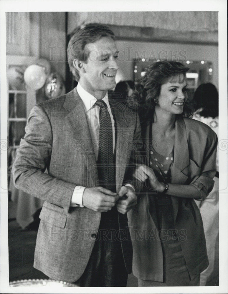 1987 Press Photo Knots Landing Ted Shackelford Teri Austin - Historic Images