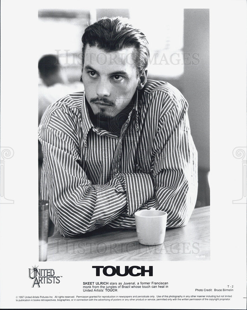 1997 Press Photo Actor Skeet Ulrich &quot;Touch&quot; United Artists Hollywood Comedy Film - Historic Images