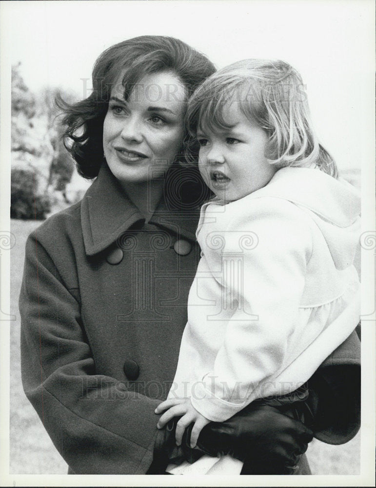 1983 Press Photo Blair Brown, Hannah Fallon, Kennedy - Historic Images