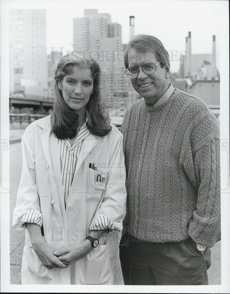 1986 Press Photo Actress Patricia Kalember and Lane Smith - Historic Images