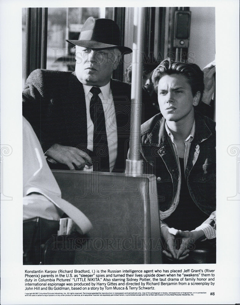 1987 Press Photo Actors Richard Bradford &amp; River Phoenix stars in Little Nikita - Historic Images