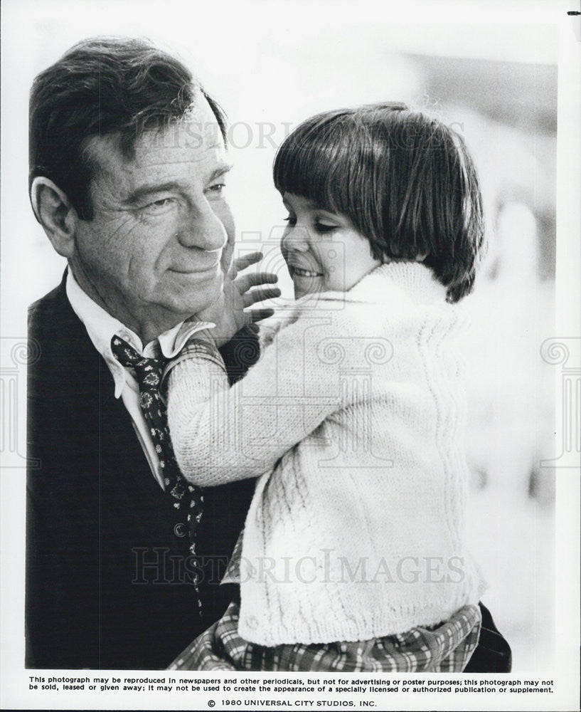 1980 Press Photo Actor Walter Matthau and Actress Sara Stimson - Historic Images