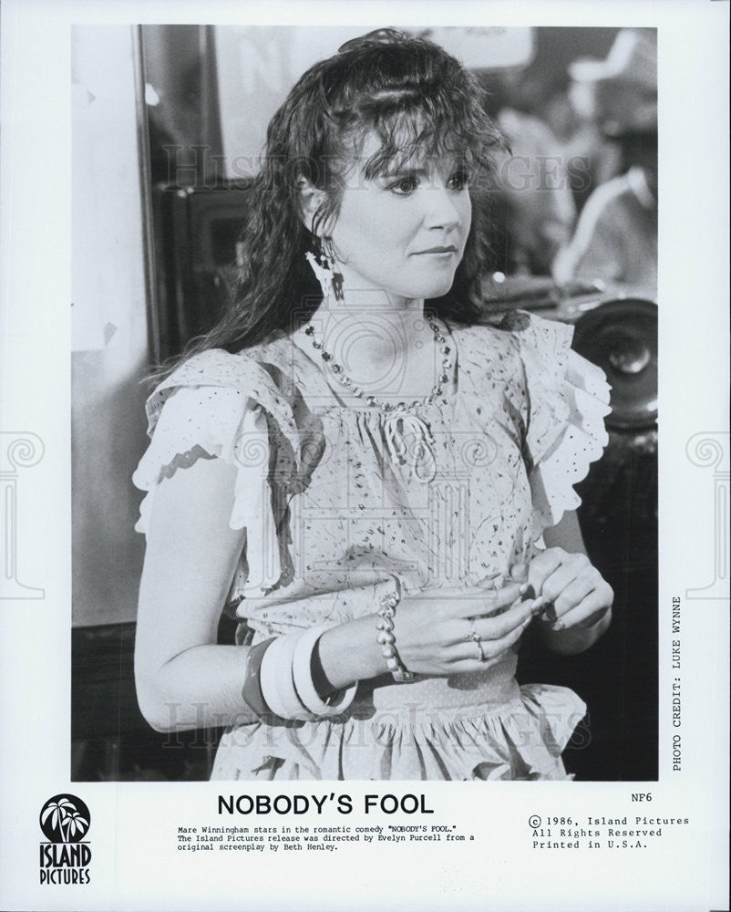 1986 Press Photo Mare Winningham stars in the romantic comedy "Nobody's Fool." - Historic Images