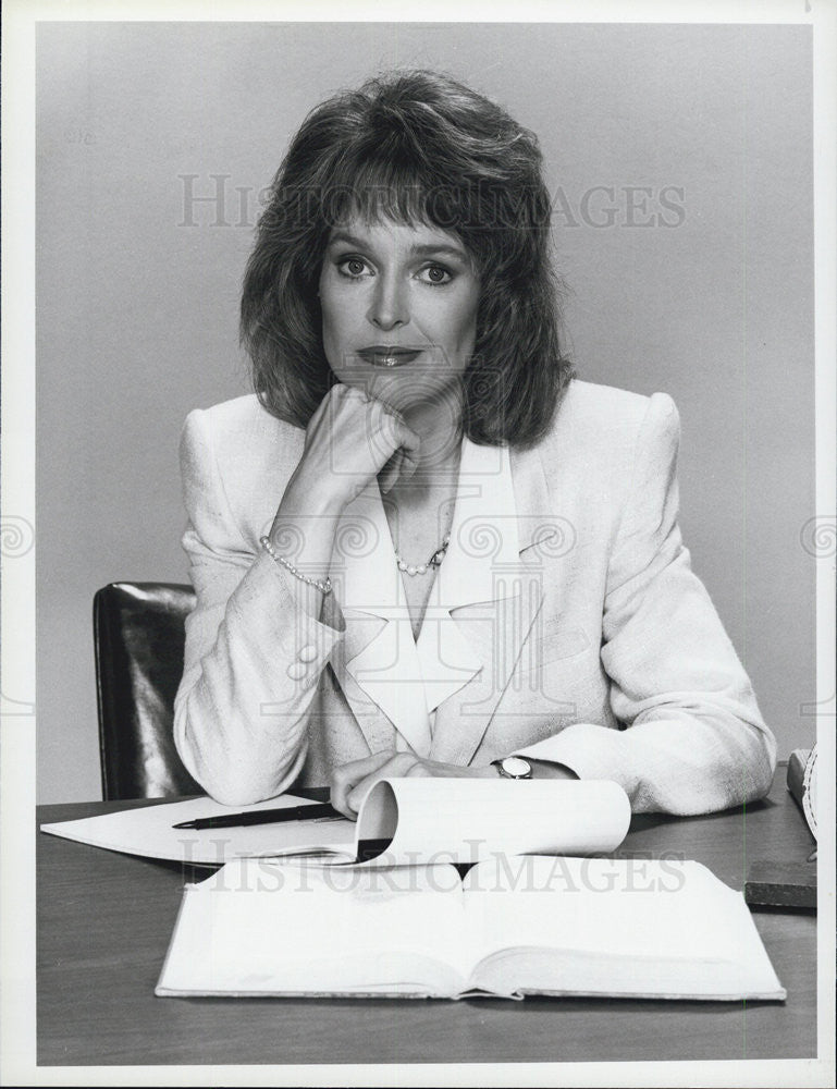 1986 Press Photo Actress Jill Eikenberry Starring In "L.A. Law" NBC-TV Series - Historic Images