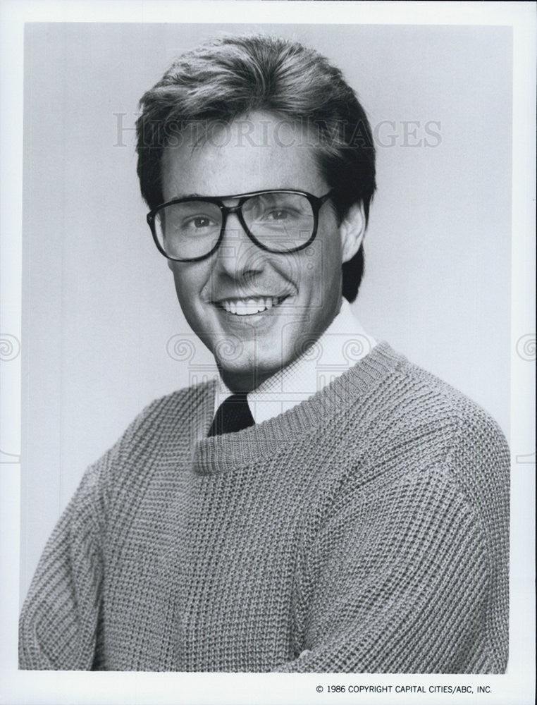 1986 Press Photo Larry Anderson on "Life With Lucy" - Historic Images