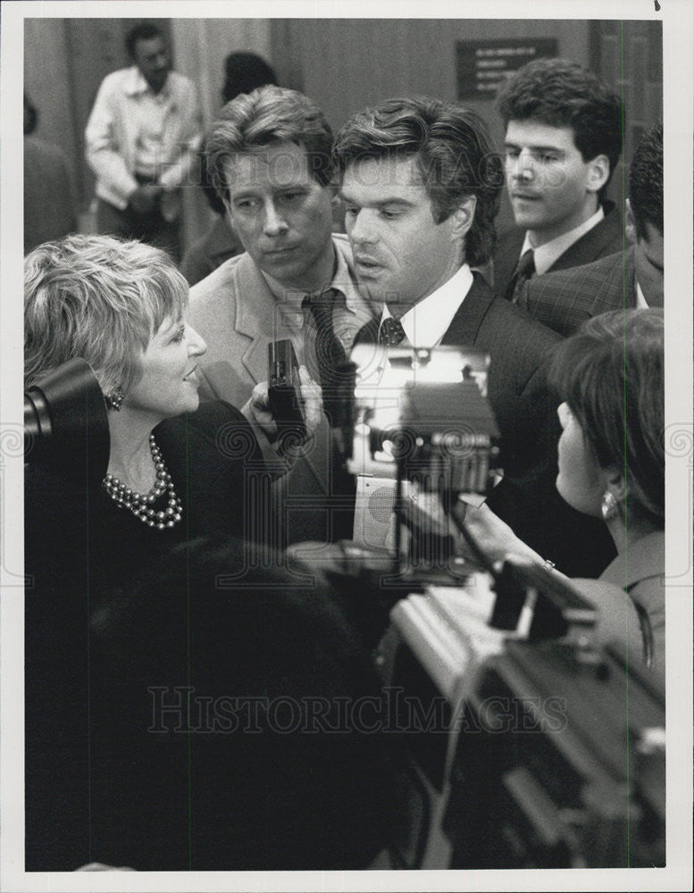 1990 Press Photo of Harry Hamlin of the TV series L.A. Law - Historic Images