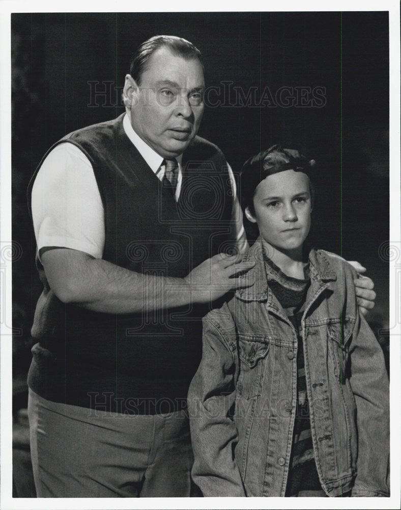 1991 Press Photo Larry Drake & James Larson on "L.A. LAw" - Historic Images