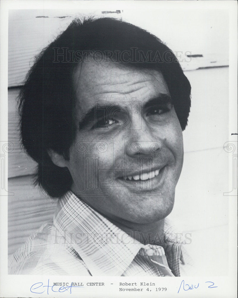 1979 Press Photo Robert Klein, Music Hall Center - Historic Images