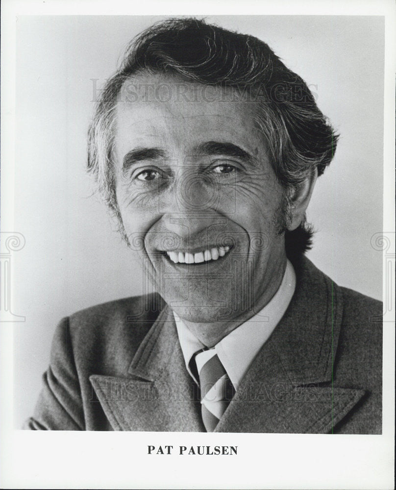 Press Photo Pat Paulsen - Historic Images