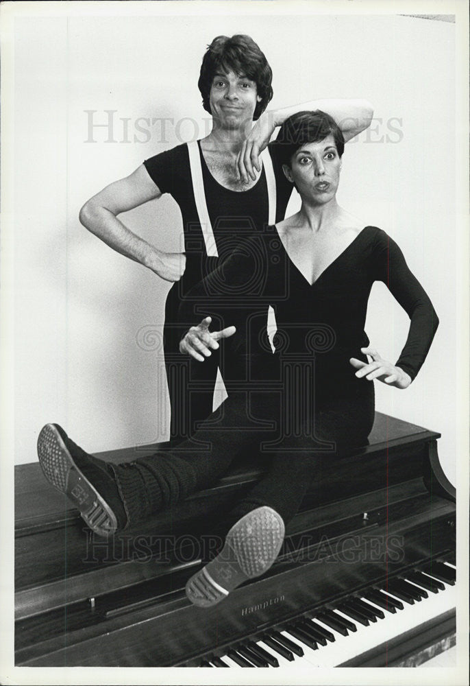 1981 Press Photo The team of Robert Shields and his wife as mime artists - Historic Images
