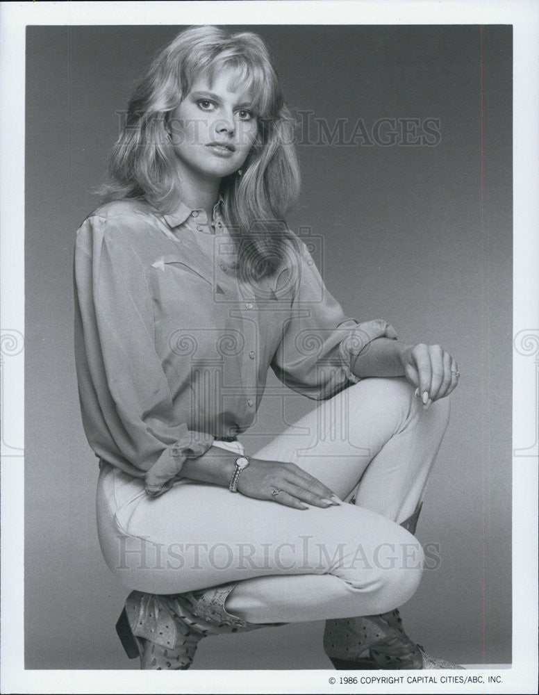 1986 Press Photo Claire Yarlett The Colbys Television Show ABC - Historic Images