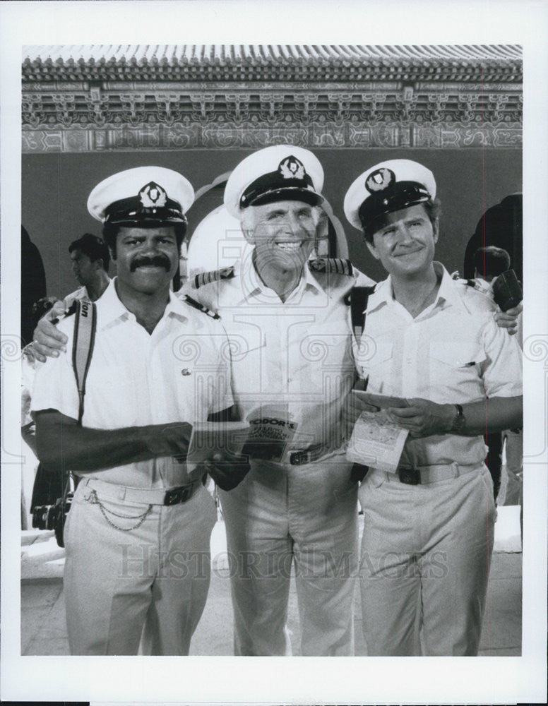1983 Press Photo Ted Lange,Gavin MacLeod,Fred Grandy &quot;The Love Boat&quot; - Historic Images