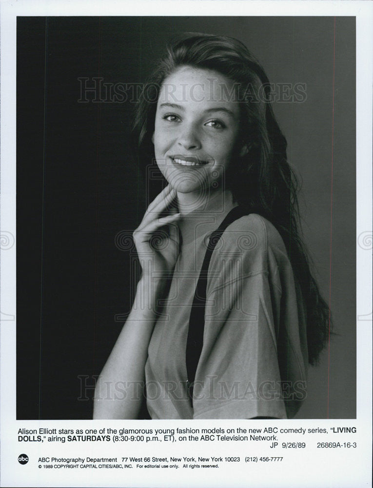 1989 Press Photo Alison Elliott Starring in Living Dolls - Historic Images