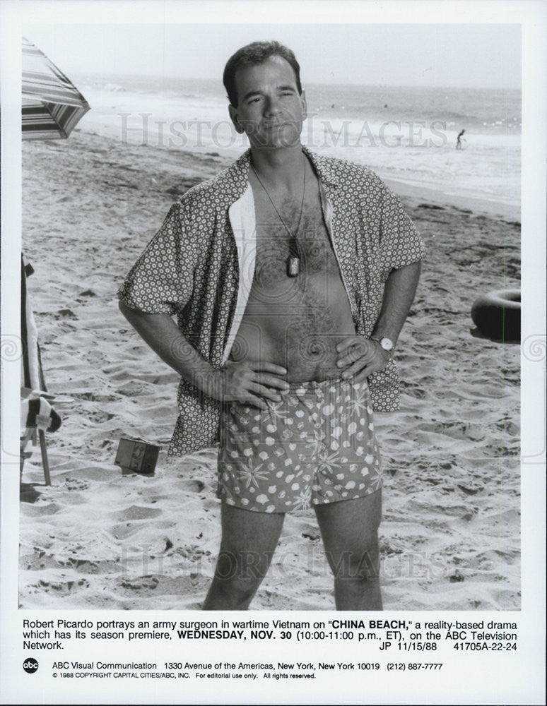 1988 Press Photo Robert Picardo on &quot;China Beach&quot; - Historic Images