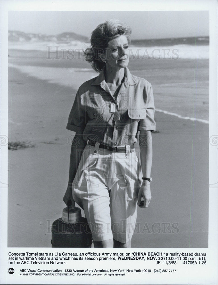 1988 Press Photo Concetta Tomei on "China Beach" - Historic Images