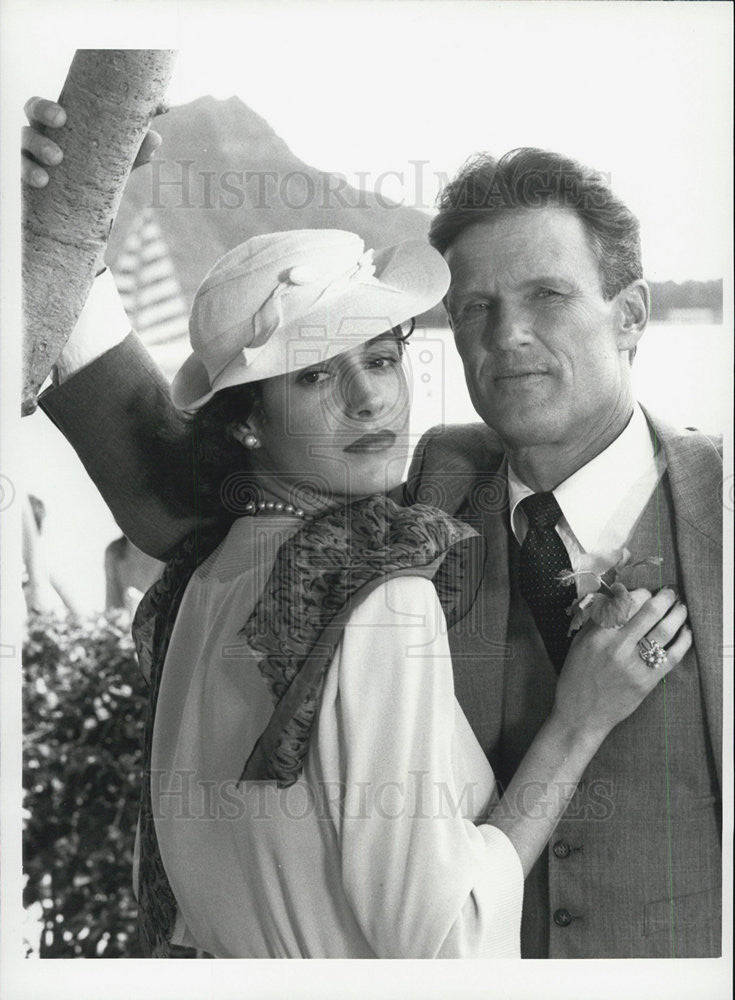 1985 Press Photo Actor Sean Young and Actress Kris Kristofferson - Historic Images