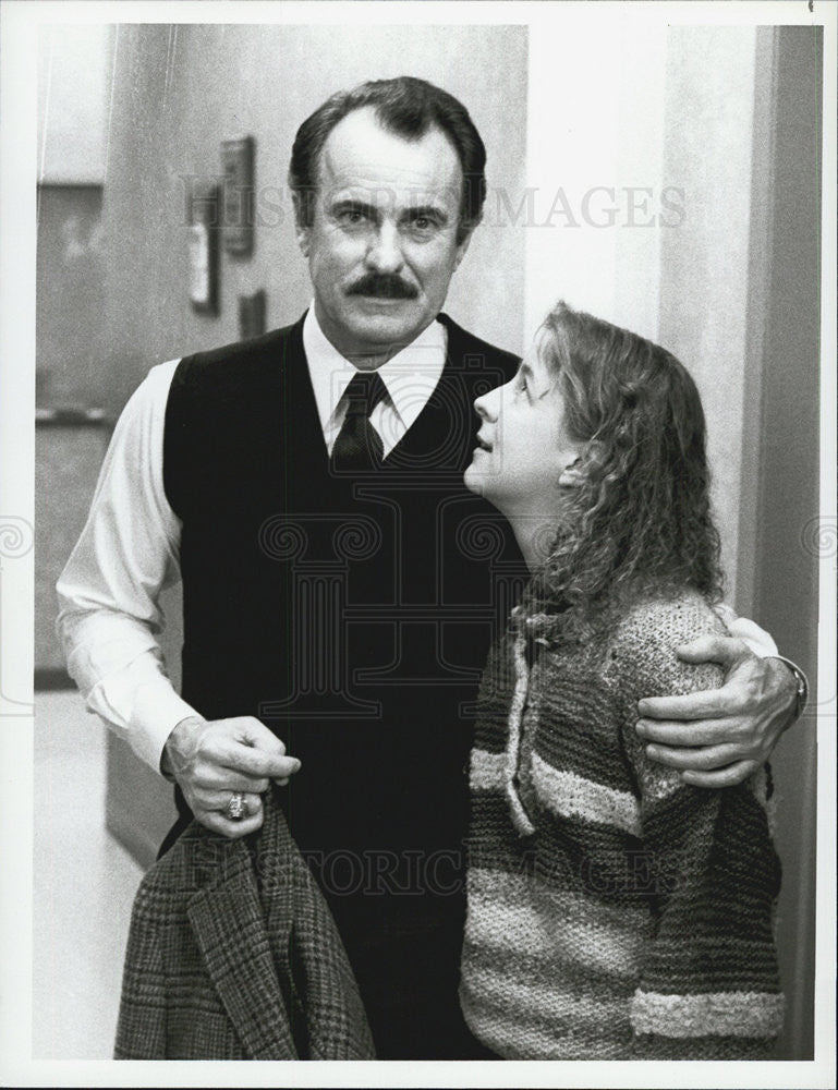 1983 Press Photo Dabney Coleman in "Buffalo Bill" - Historic Images