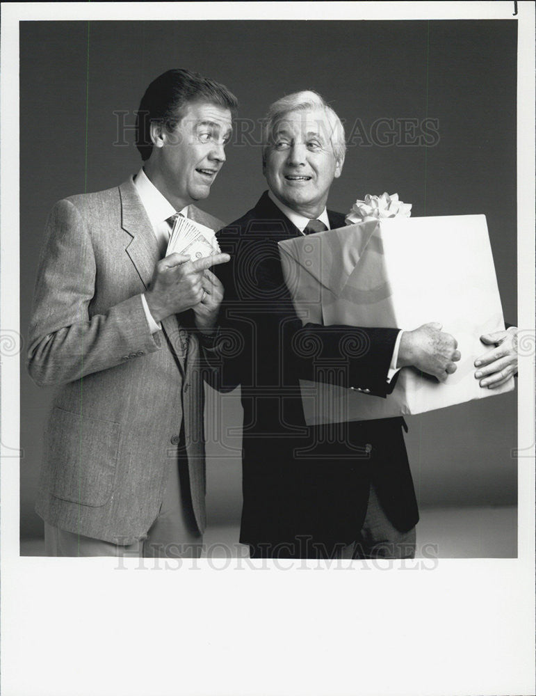 1990 Press Photo Monty Hall in "Let's Make a Deal" - Historic Images