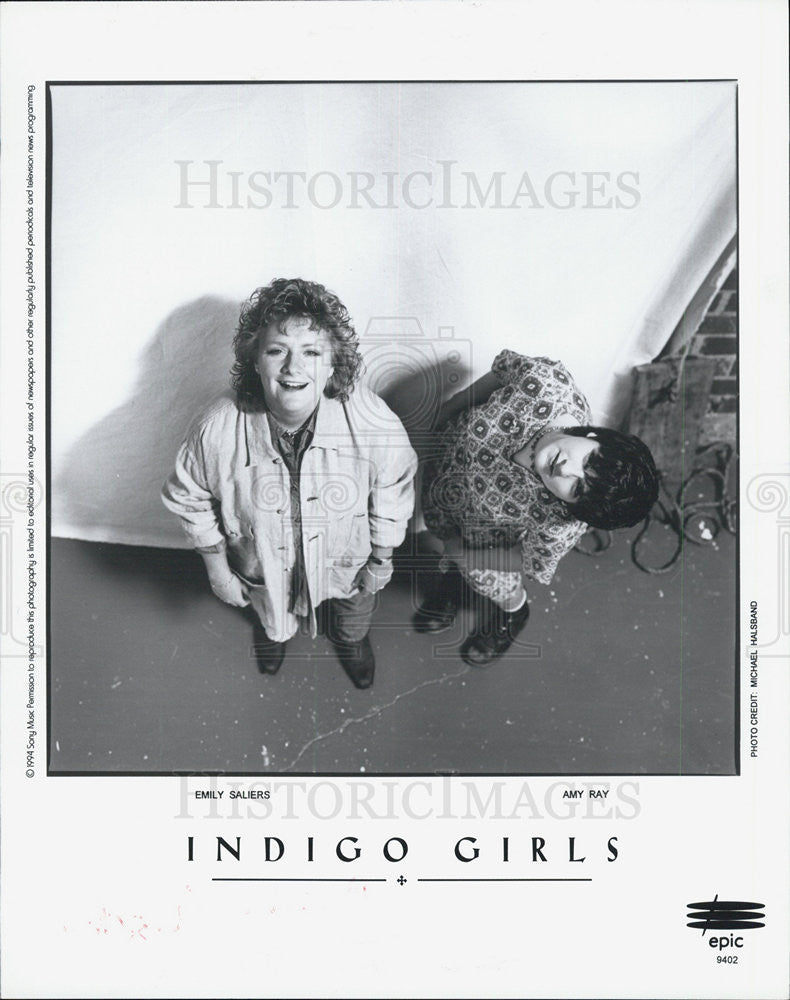 1994 Press Photo Folk Rock Musicians Indigo Girls Emily Saliers Amy Ray Epic - Historic Images