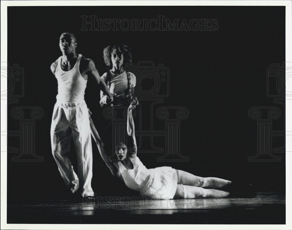 Press Photo Alvin Ailey American Dance Theater - Historic Images