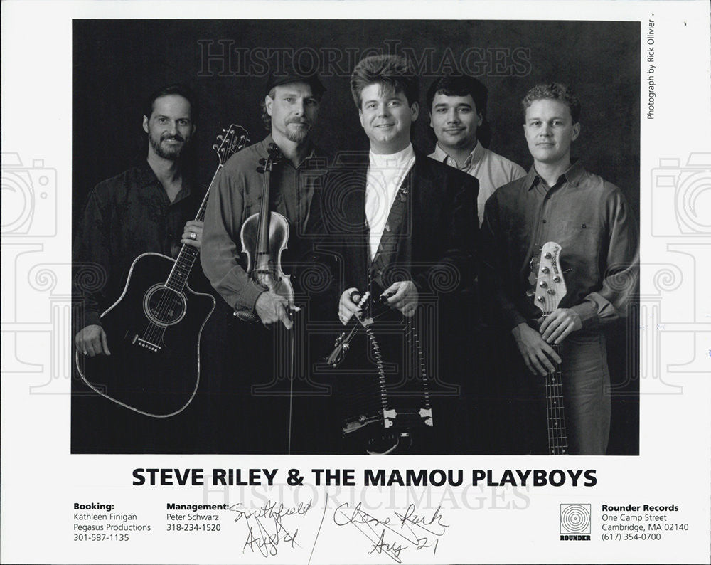 Press Photo Press Photo Steve Riley and the mamou playboys in a black and white - Historic Images