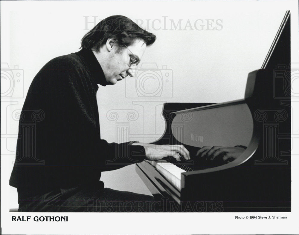1994 Press Photo Pianist Conductor Ralf Gothoni Piano - Historic Images