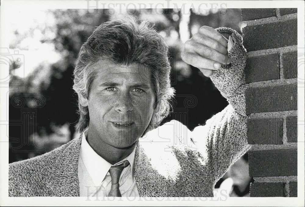 1985 Press Photo Actor Barry Bostwick - Historic Images