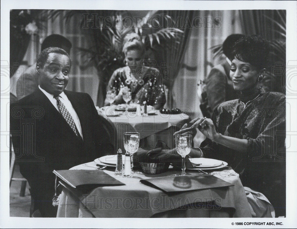 Robert Guillaume Actor Ketty Lester Actress Benson Comedy Show 1986 ...