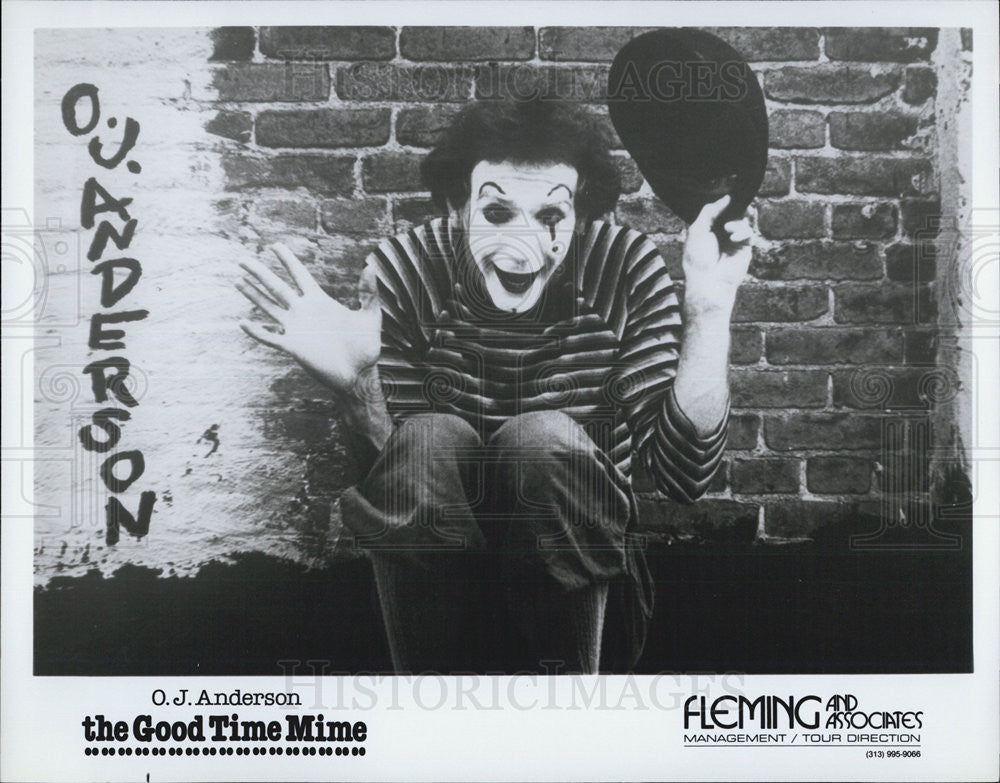 Press Photo O.J. Anderson Good Time Mime Entertainer Clowns - Historic Images