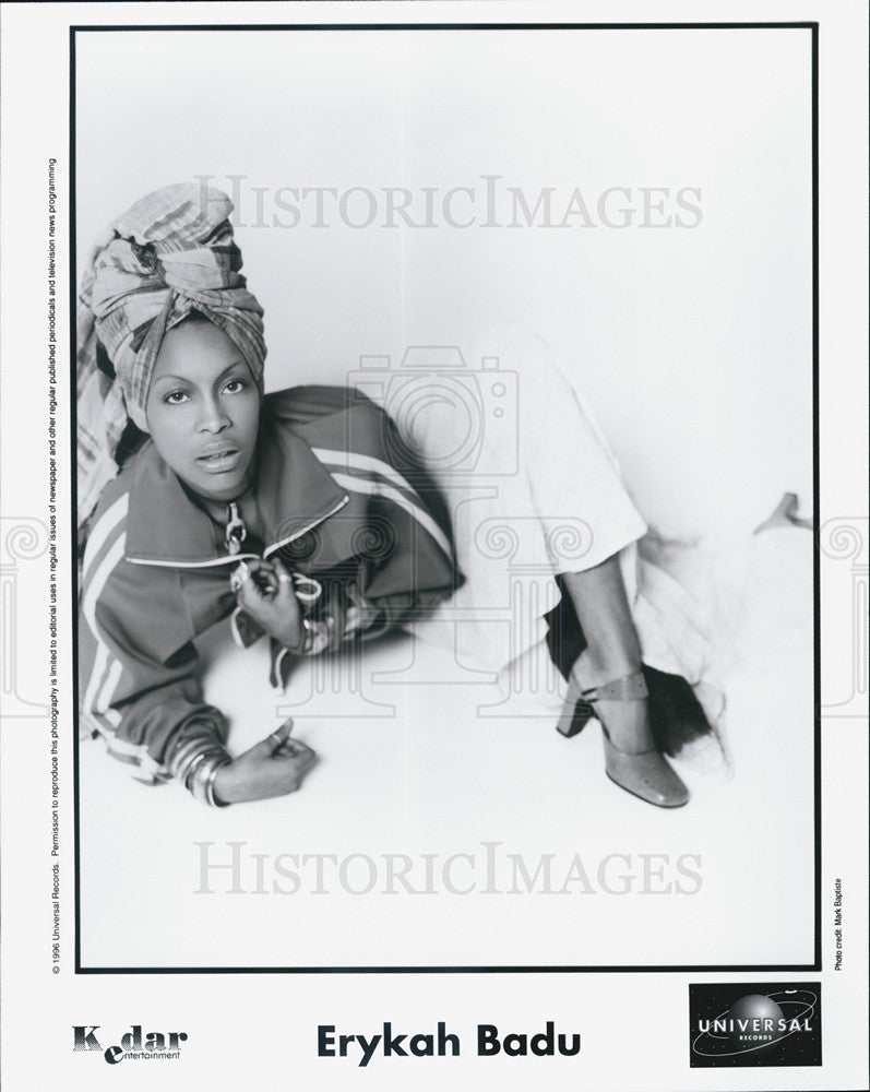 1996 Press Photo Entertainer, Erykah Badu - Historic Images