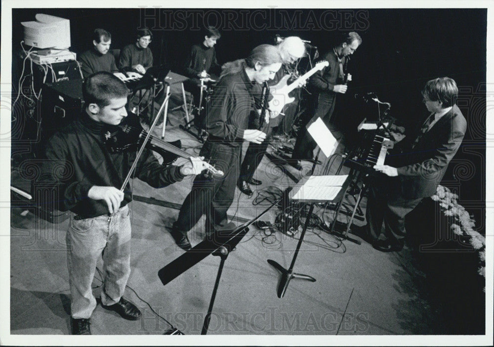 Press Photo U of Michigan "Downtown Sounds - Historic Images