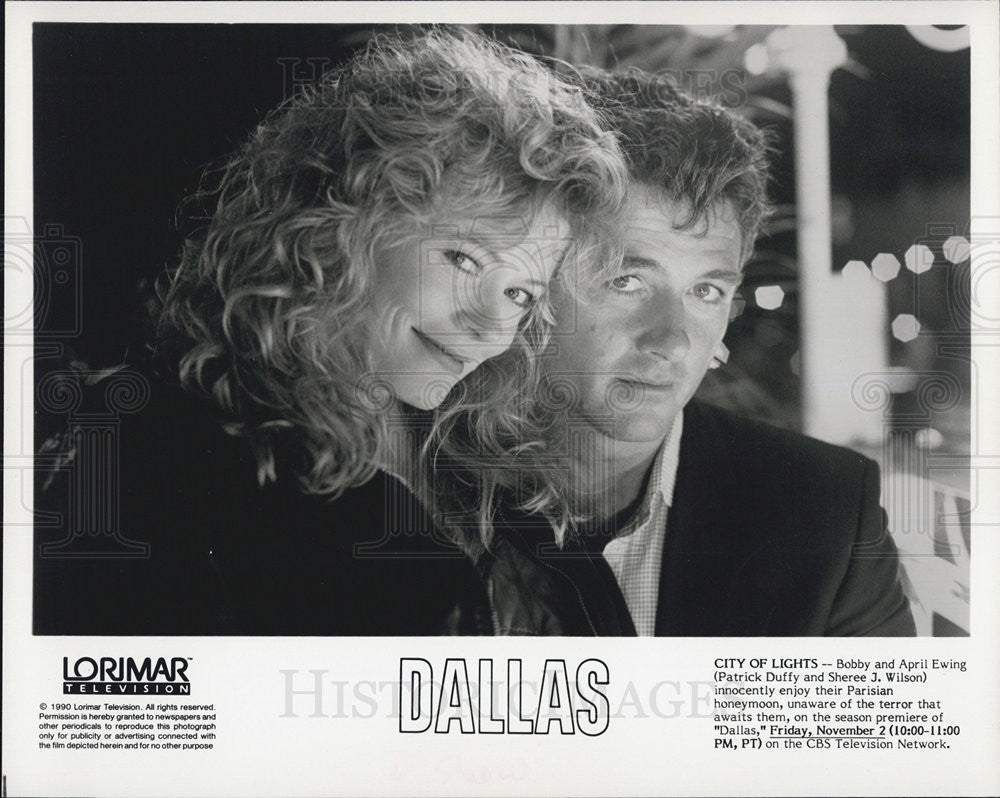 1990 Press Photo Patrick Duffy &amp; Sheree Wilson of TV series DALLAS - Historic Images