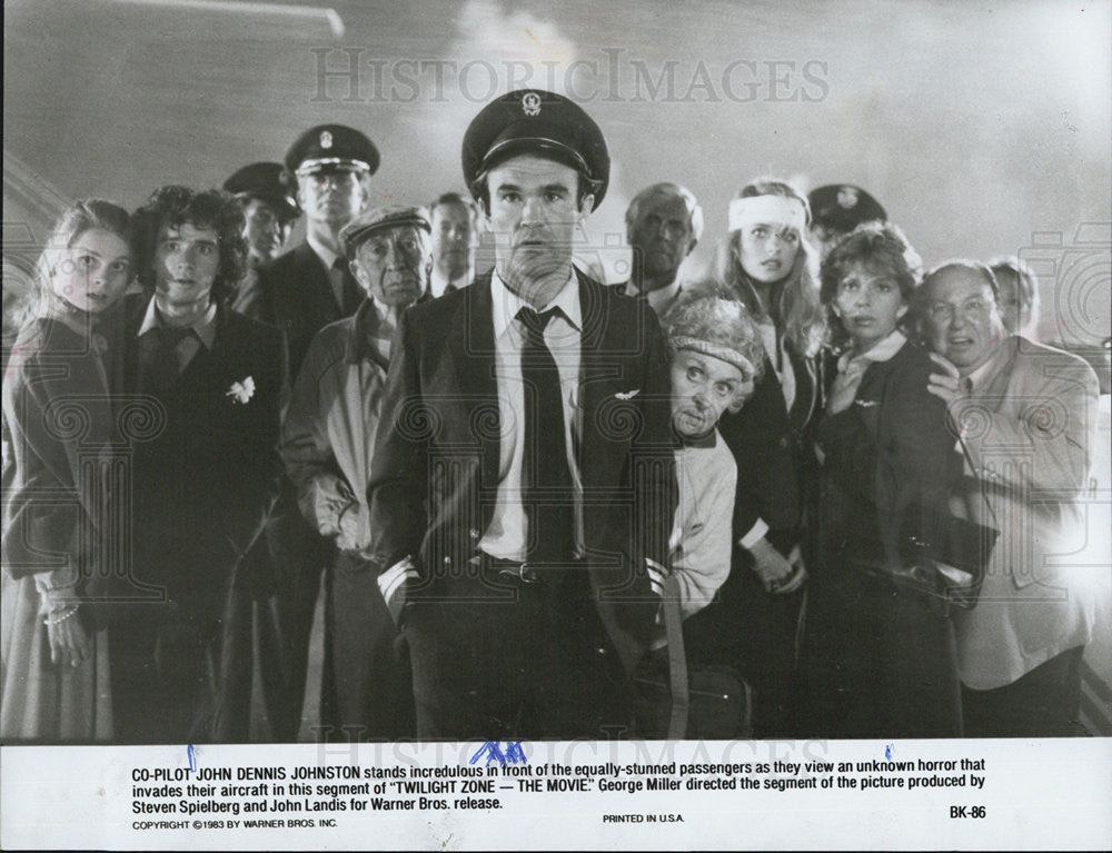 1983 Press Photo John Dennis Johnston as co-pilot in Twilight Zone- The Movie - Historic Images