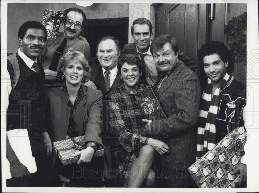 1986 Press Photo cast of TV series Cagney &amp; Lacey - Historic Images