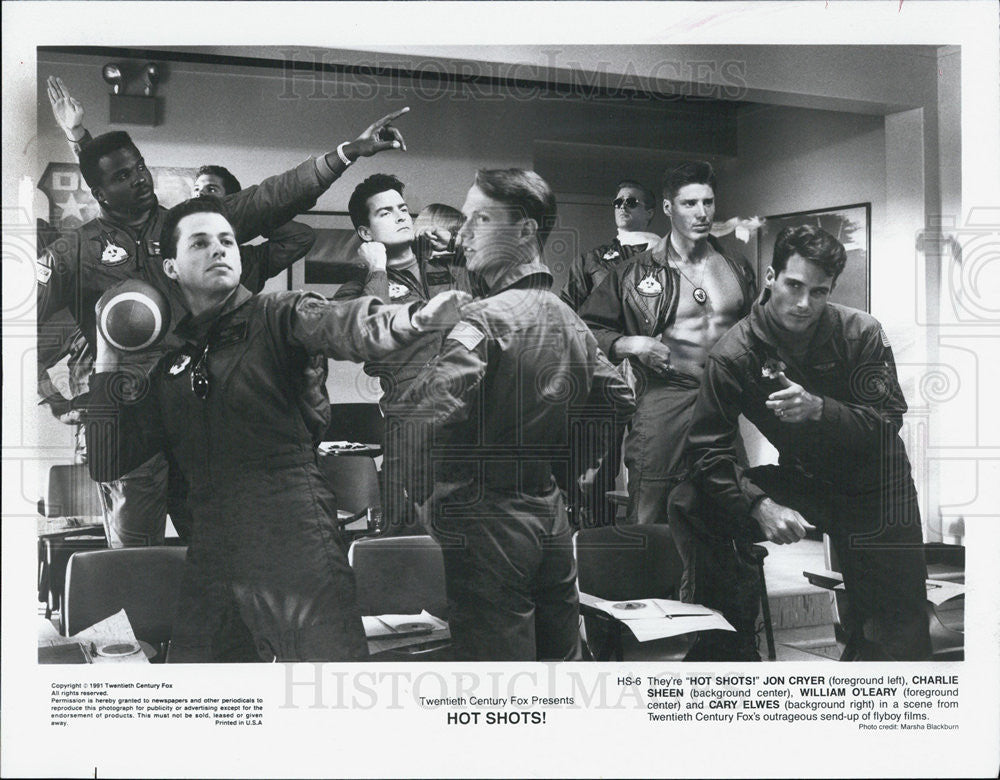 1991 Press Photo Cryer, Sheen, O&#39;Leary And Elwes In Scene From &quot;Hot Shots&quot; - Historic Images