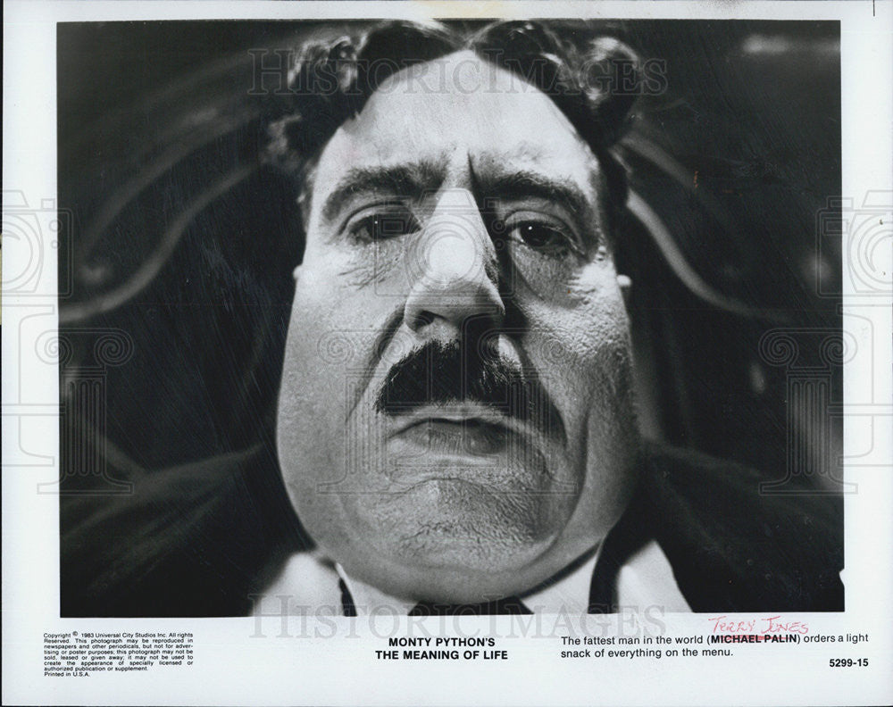 1983 Press Photo Terry Jones Stars in "Monty Python's The Meaning Of Life" - Historic Images