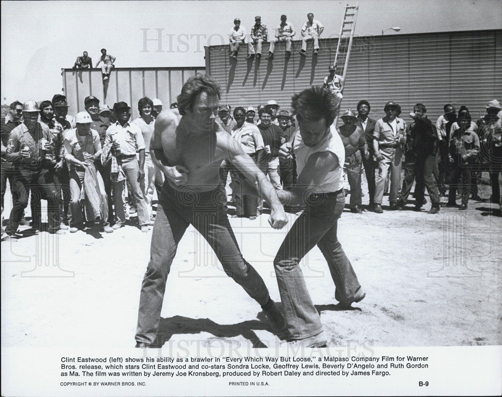 1978 Press Photo Clint Eastwood Fights In Movie &quot;Every Which Way But Loose&quot; - Historic Images