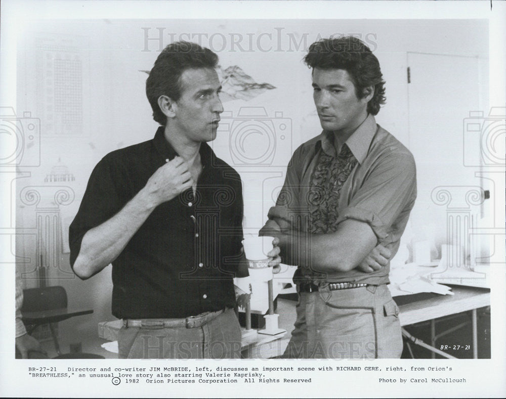 1982 Press Photo Director Jim McBride And Actor Richard Gere On Set "Breathless" - Historic Images