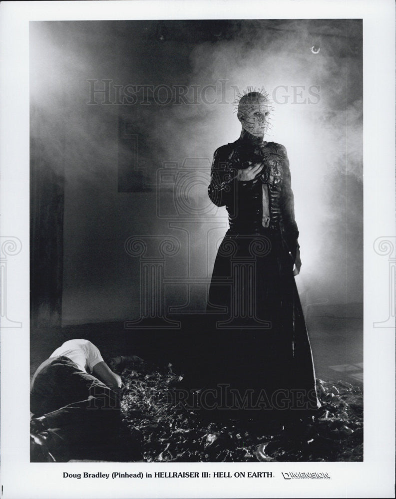 Press Photo Doug Bradley In Movie &quot;Hellraiser III: Hell On Earth&quot; - Historic Images