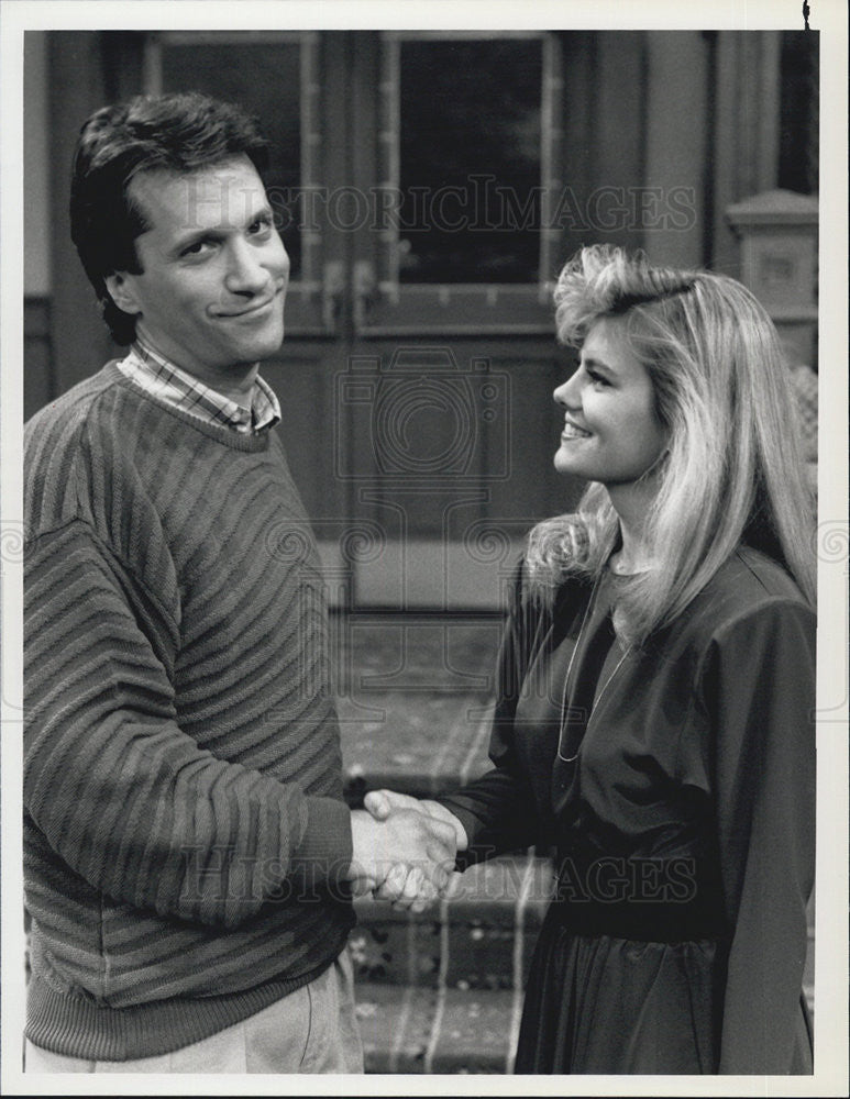1988 Press Photo Sam Behrens and Lisa Whelchel in &quot;The Facts of Life&quot;. - Historic Images