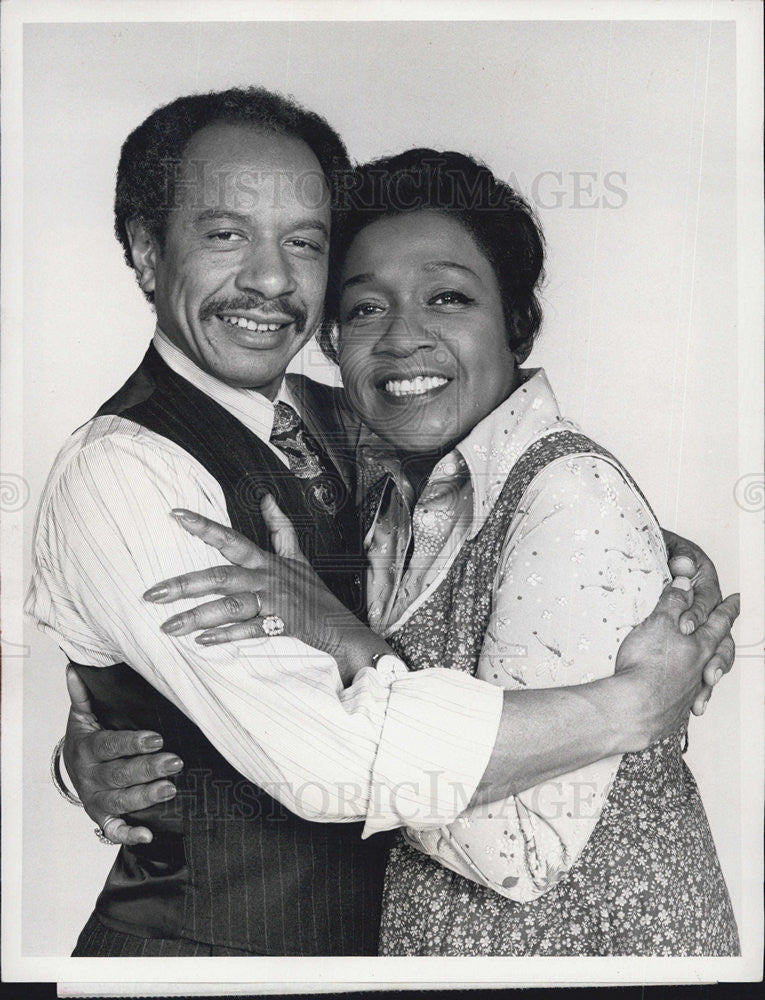 1974 Press Photo Sherman Hemsley &amp; Isabel Sanford of &quot;The Jeffersons&quot; - Historic Images